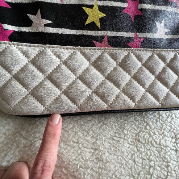 Betsey Johnson purse like new - Picture 8 of 9